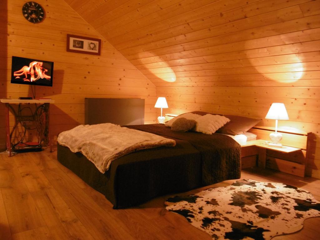 Gite Au Coeur Du Chalet En Belledonne Vers Prapoutel Les 7 Laux Sainte-Agnès Δωμάτιο φωτογραφία